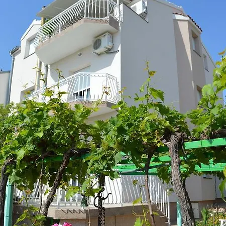 Ordan 503 Apartment *